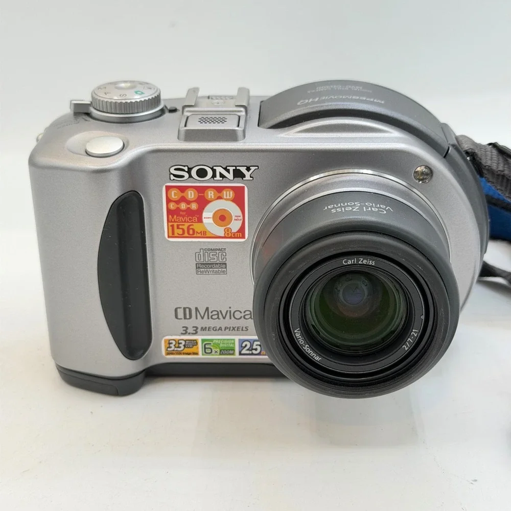 Sony CD Mavica MVC-CD300 Digital Camera Bundle 3.3MP Carl Zeiss Lens Tested